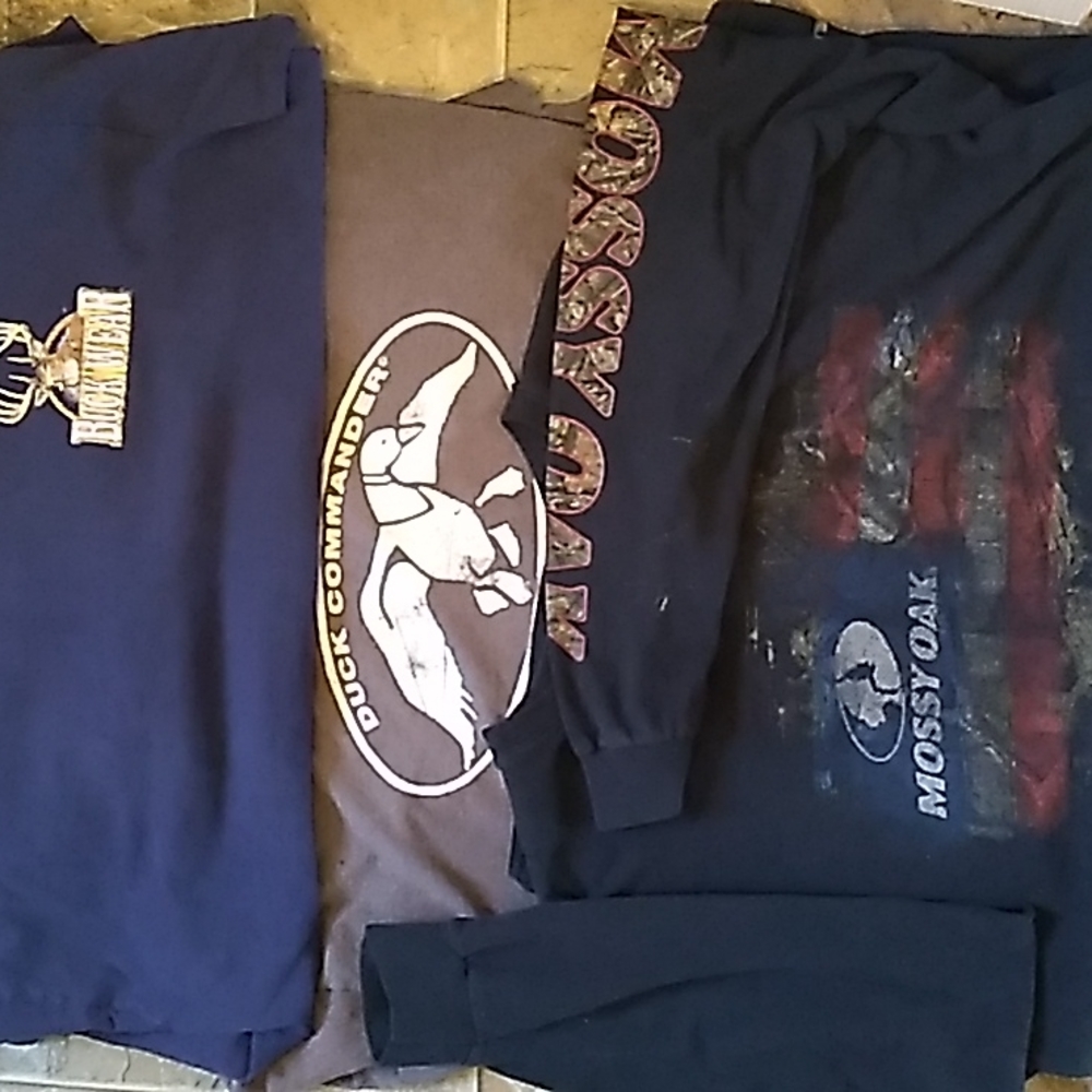Men's Size: XL  Hunting/Country T-shirts ( Bundle of 3 )